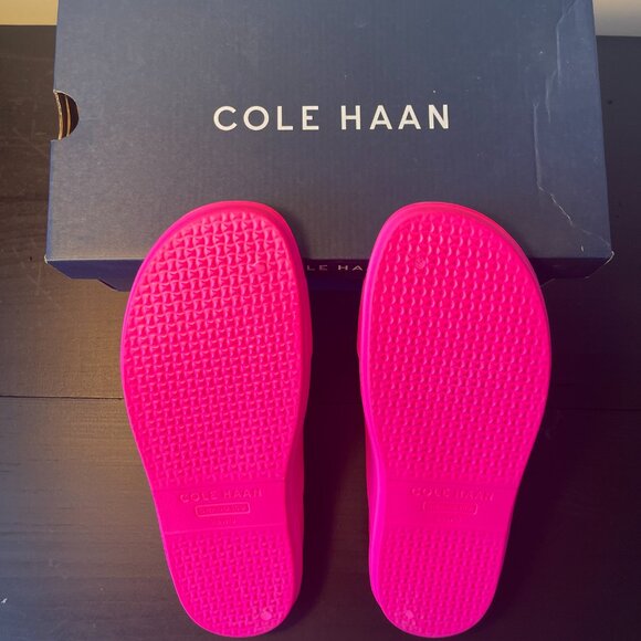 Cole Haan - Findra Pool Slide Sandal - Picture 9 of 12